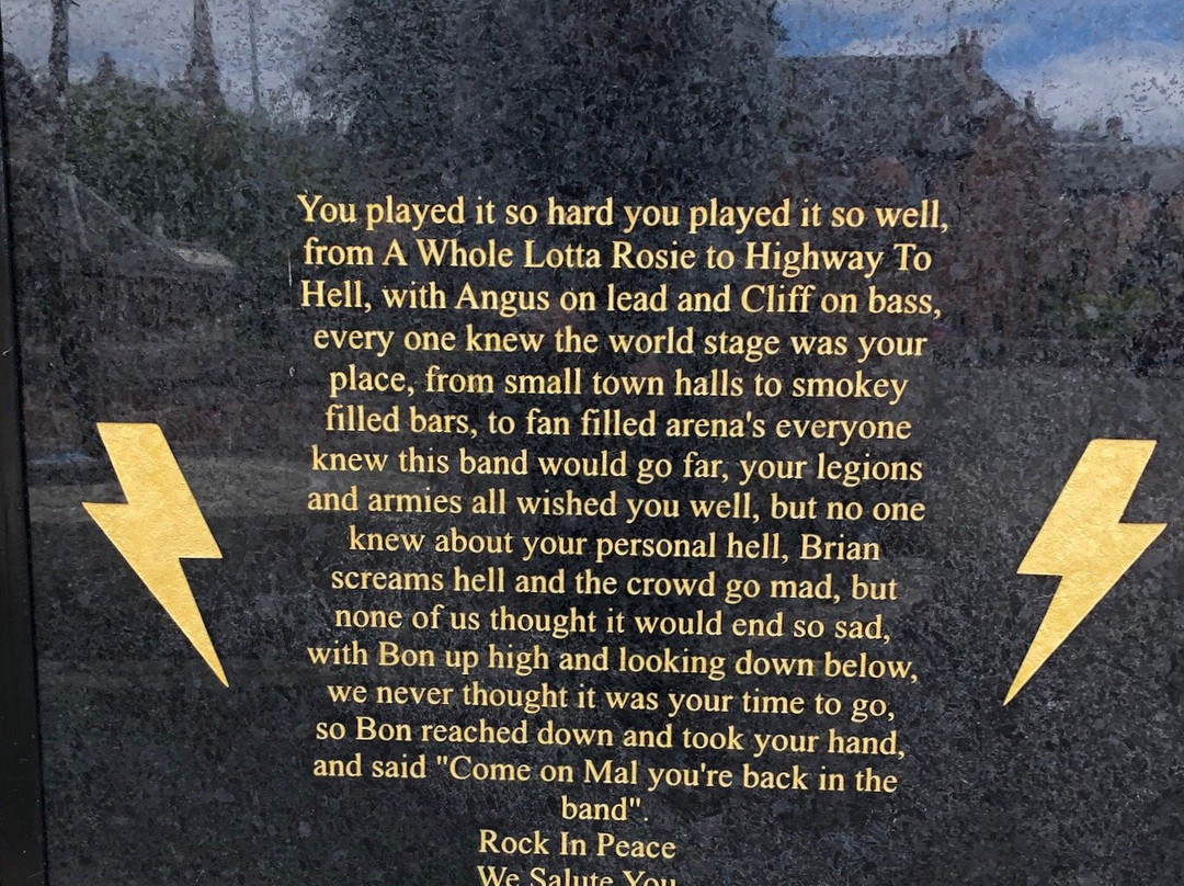 Bon Scott Statue-Kirriemuir必去景点