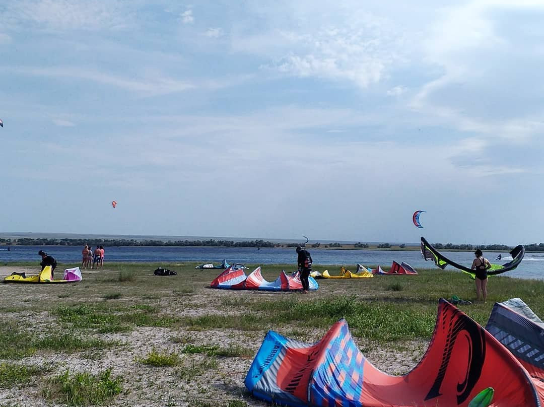 Kite Surfing School Tochka Otriva景点图片