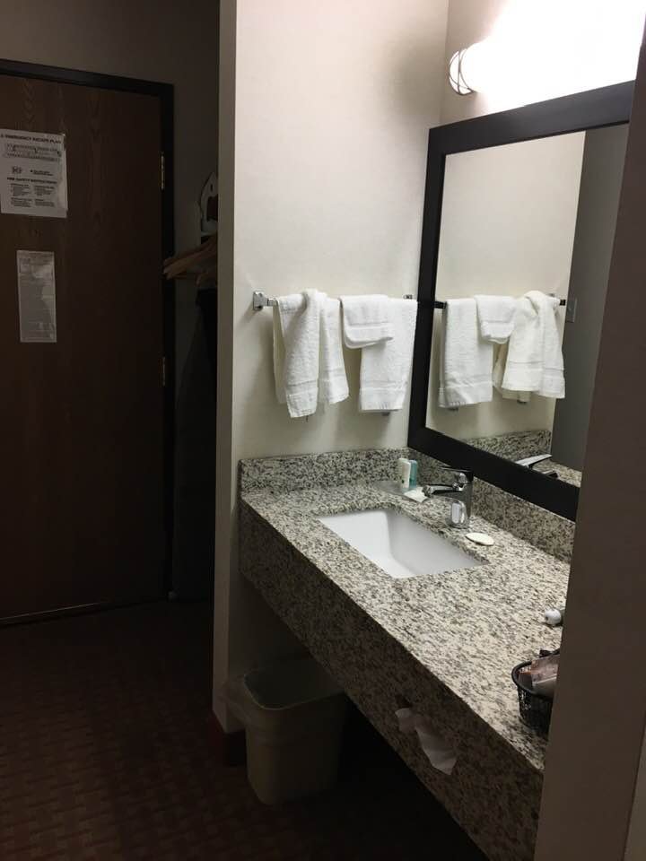 Quality Inn-浴室