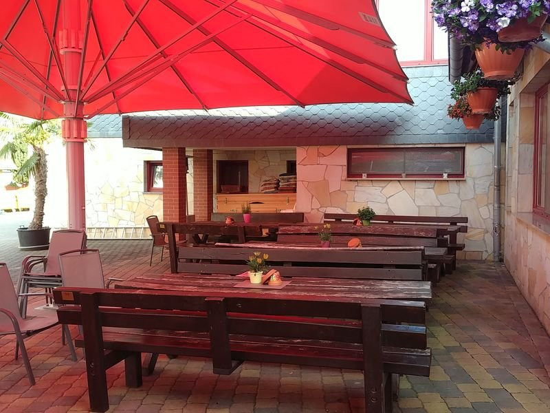 Brauner Hirsch主图