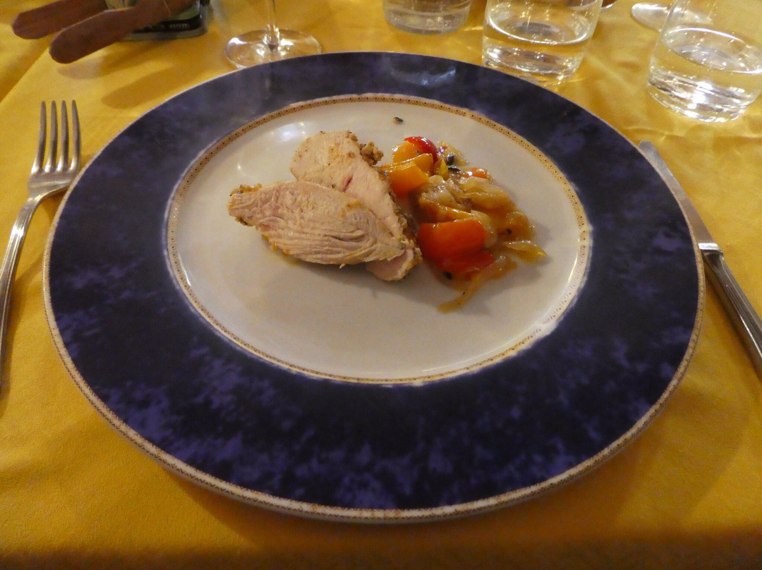 Ristorante Il Caminetto Cookery Lessons-瓦伦纳必去景点