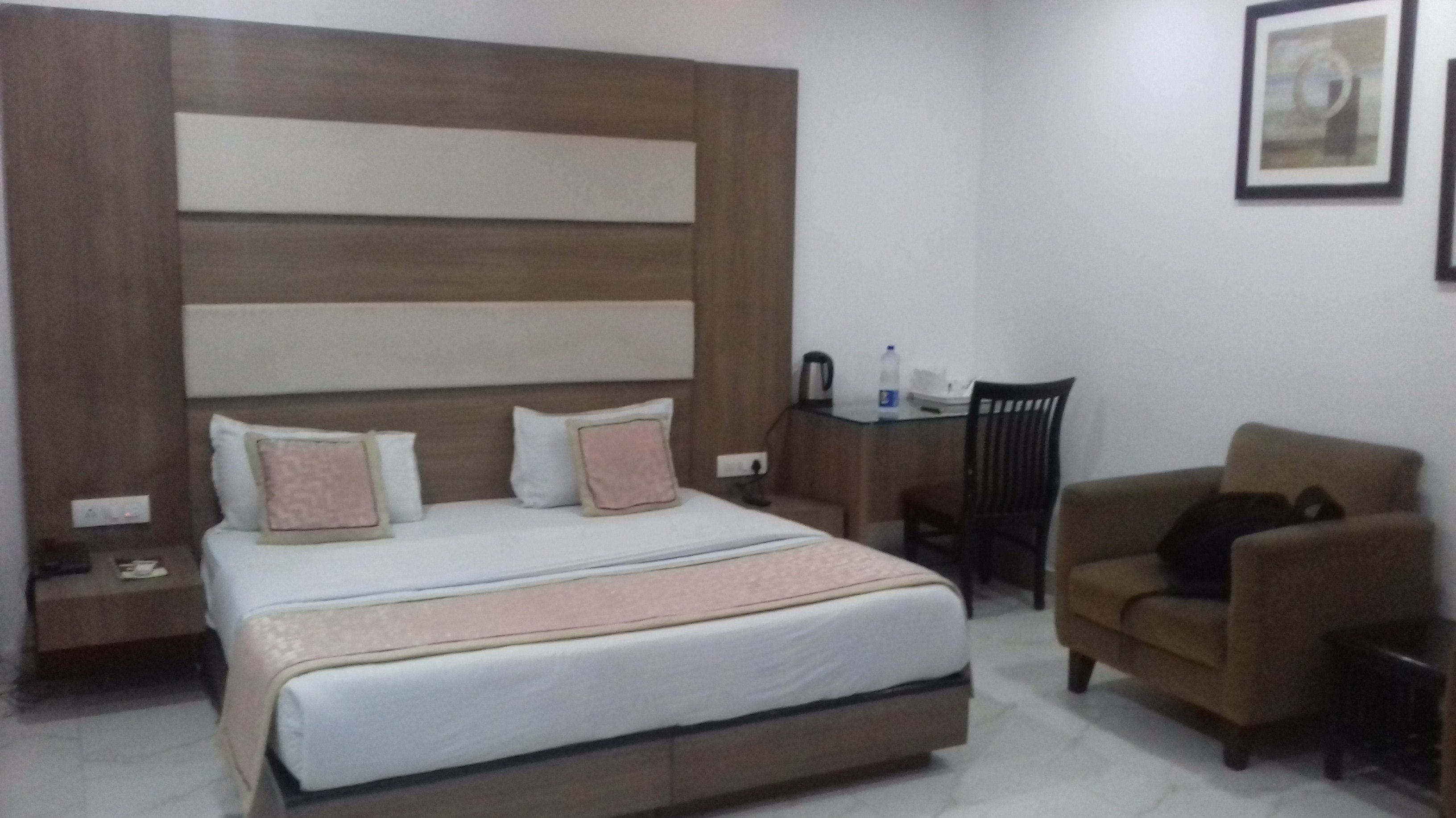 Hotel Sobti Plaza-官方