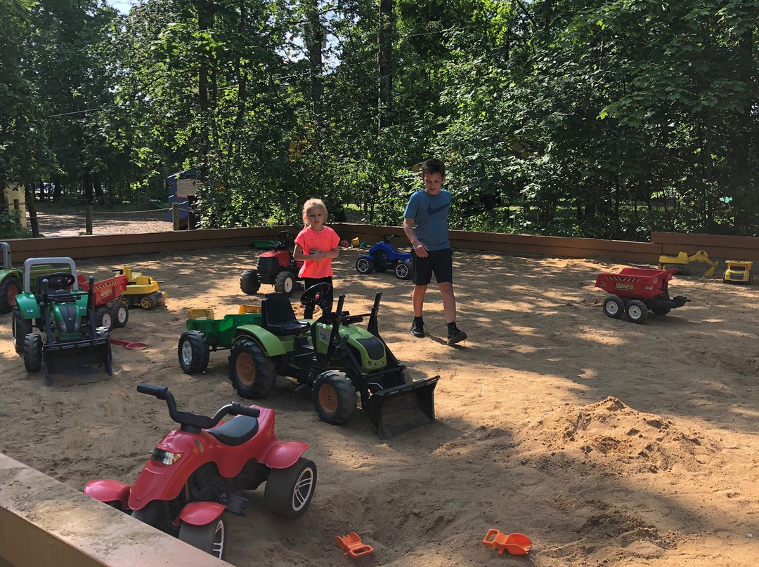 Adventure Family Park Ozornyye Belki景点图片