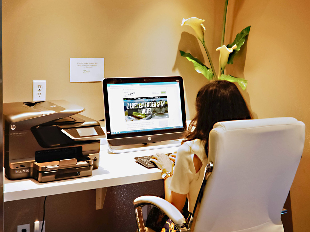 Z Loft Extended Stay Hotel主图