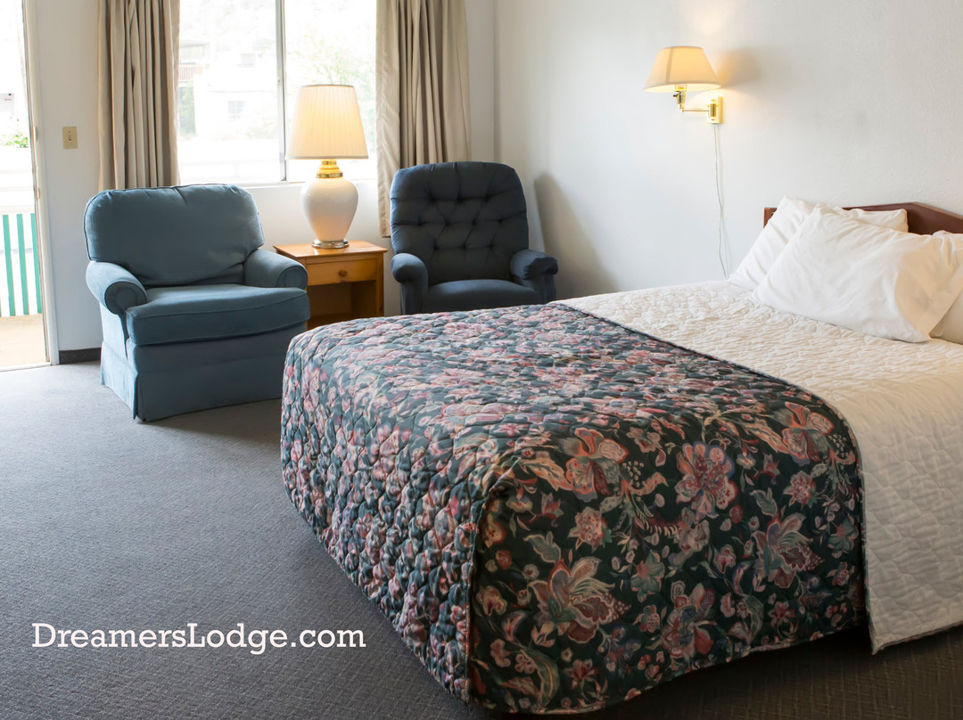 Dreamer's Lodge主图