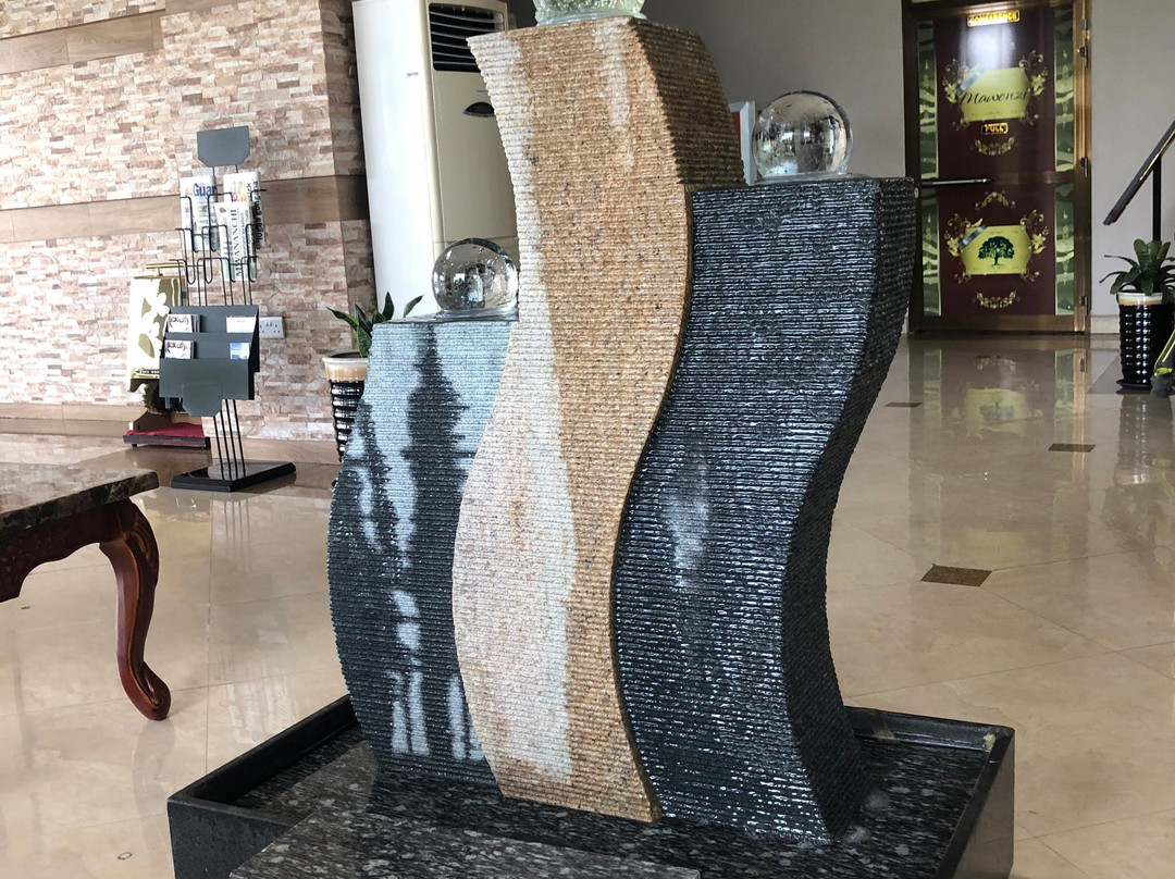 Adden Palace Hotel主图