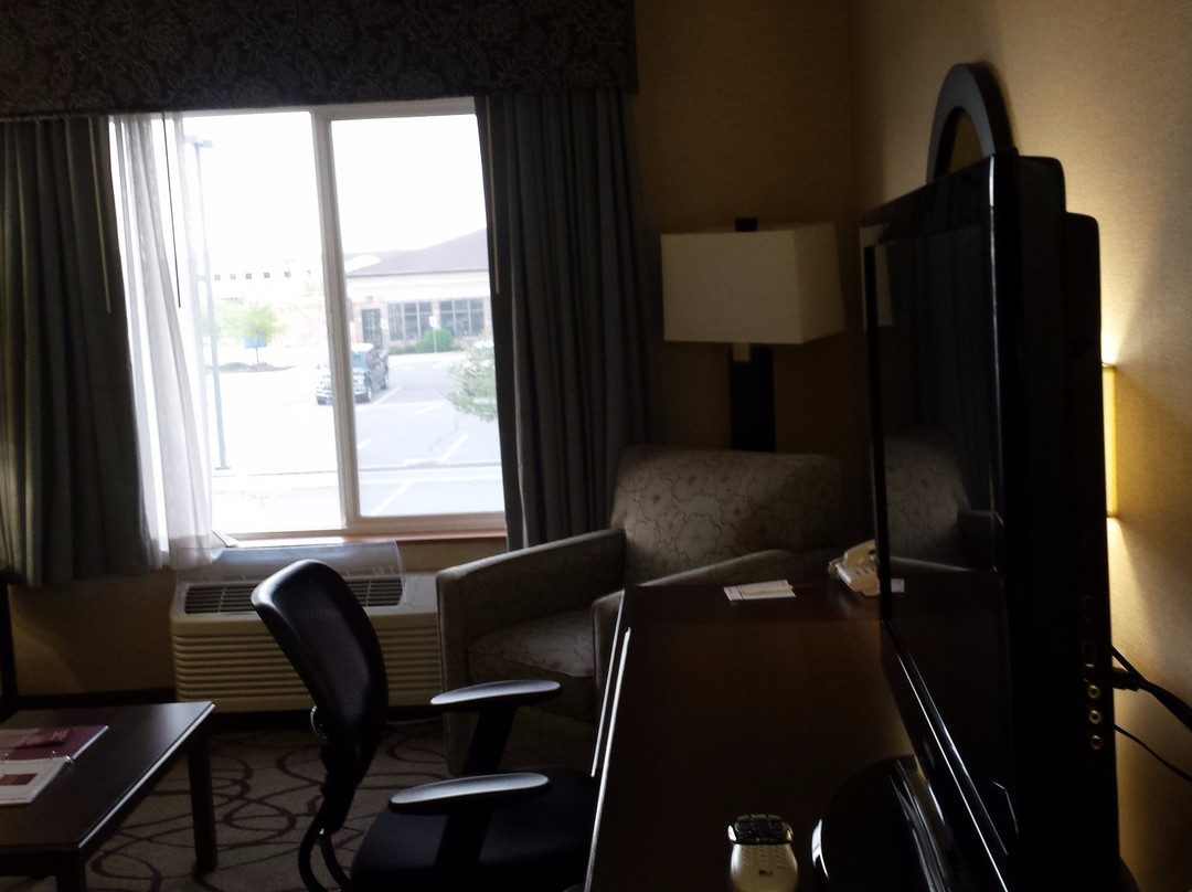 盐湖城机场凯富套房酒店主图