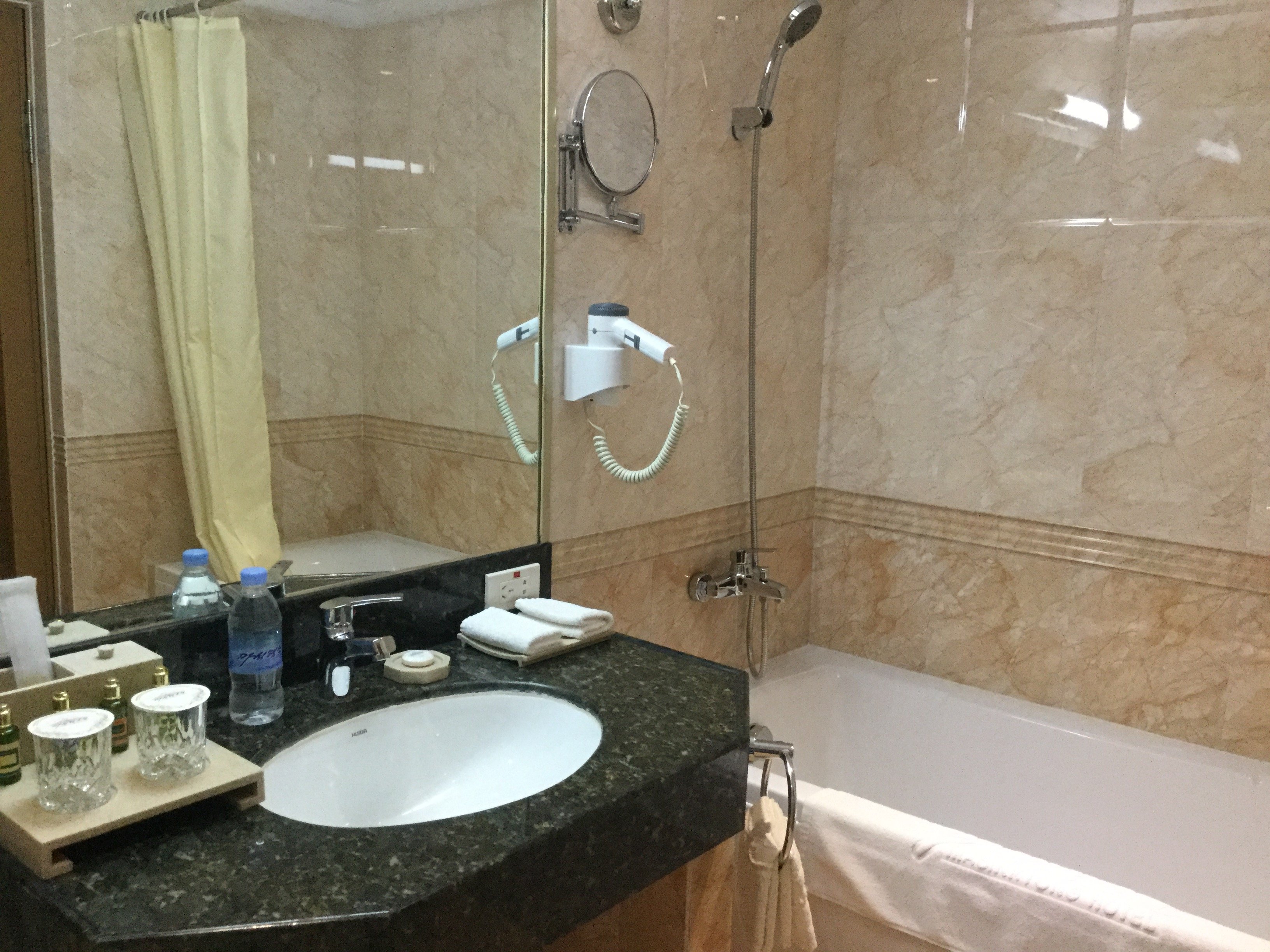 Masik Pass Ski Resort-浴室