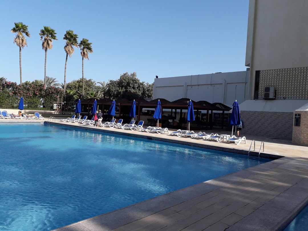 阿斯阿尔凯麦海滩酒店主图