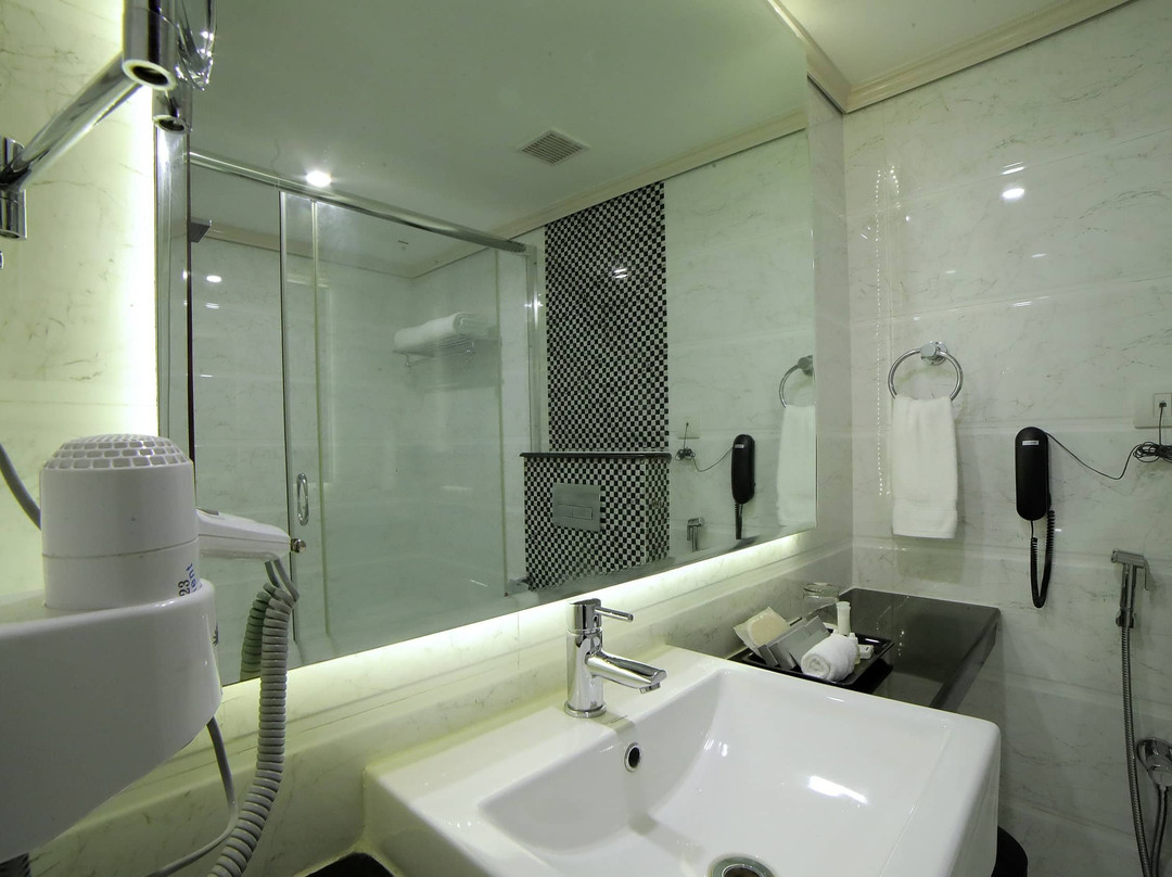 Hotel Port Palace主图