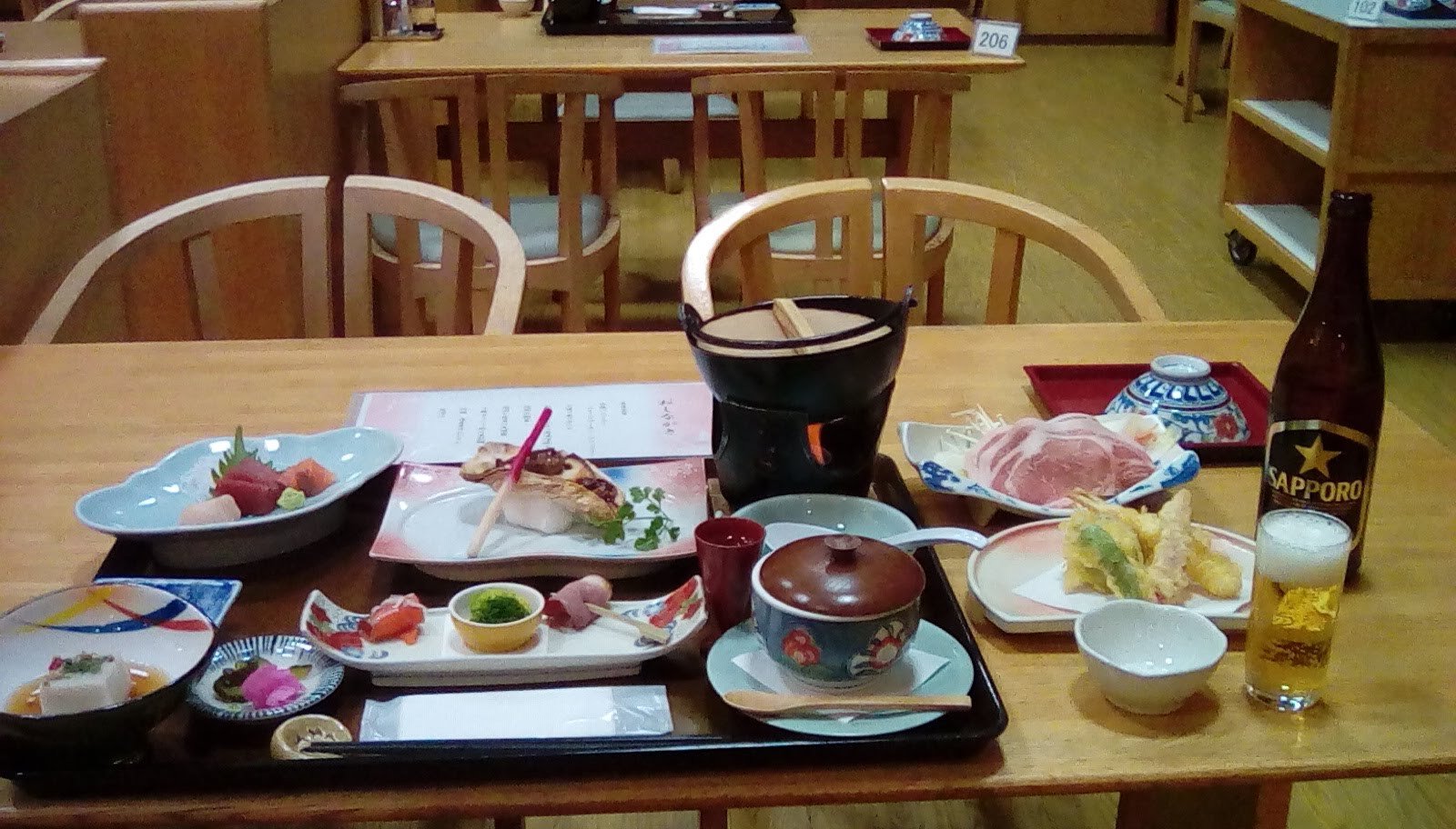Yuyado Kuttari Onsen Lake Inn-餐饮