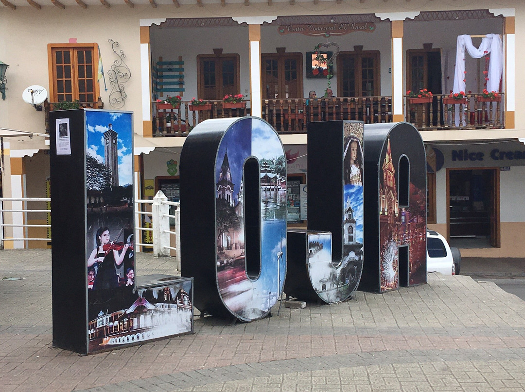 Plaza de la Independencia-Loja必去景点