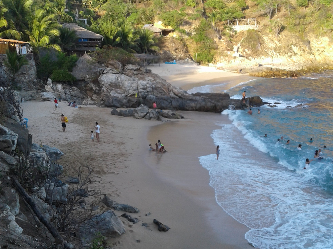 Bahia Estacahuite-Puerto Angel必去景点