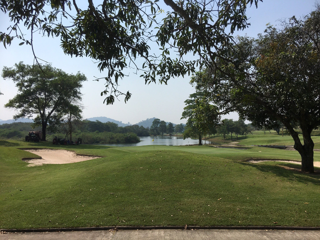 Burapha Golf Club-是拉差必去景点