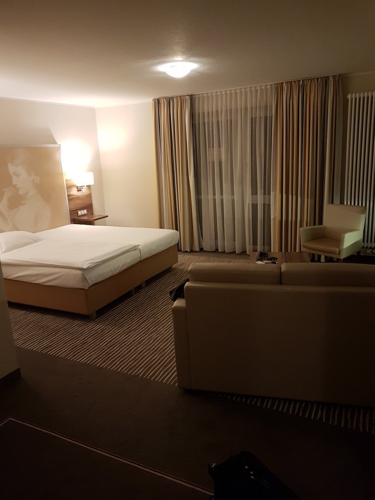 Balland's Hotel & Restaurant-官方