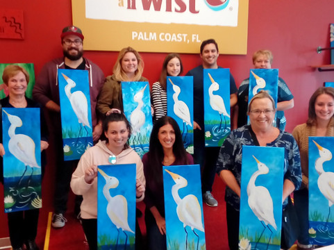 Painting With a Twist-棕榈海岸必去景点