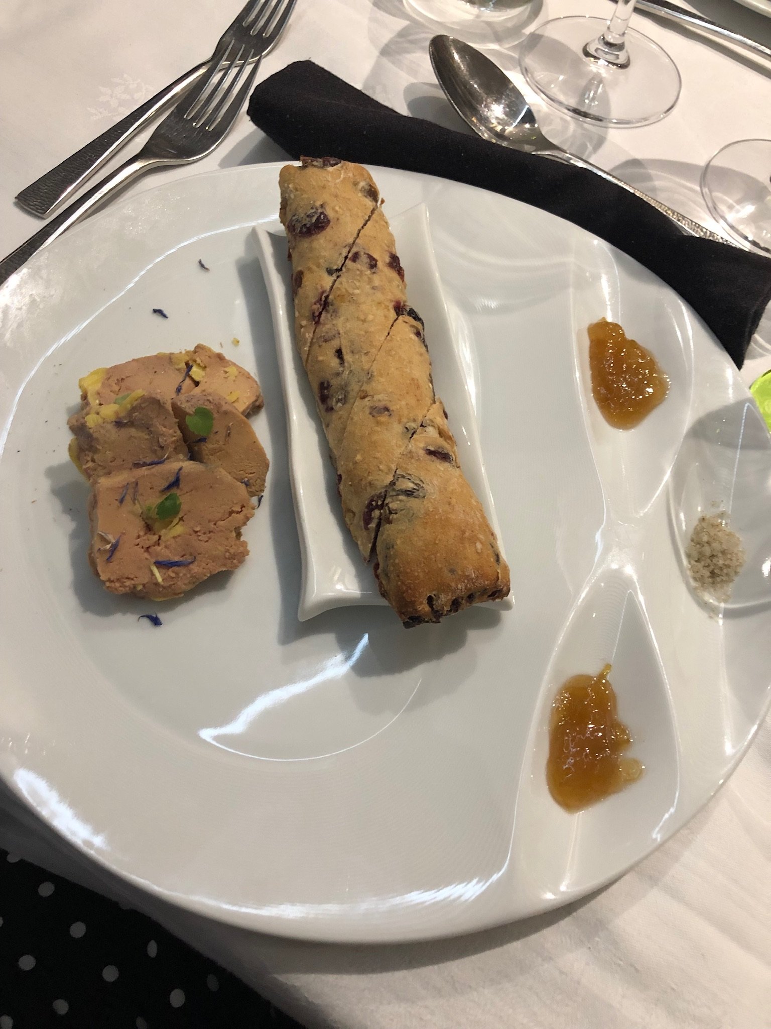Logis Hôtel Le Régal-餐饮