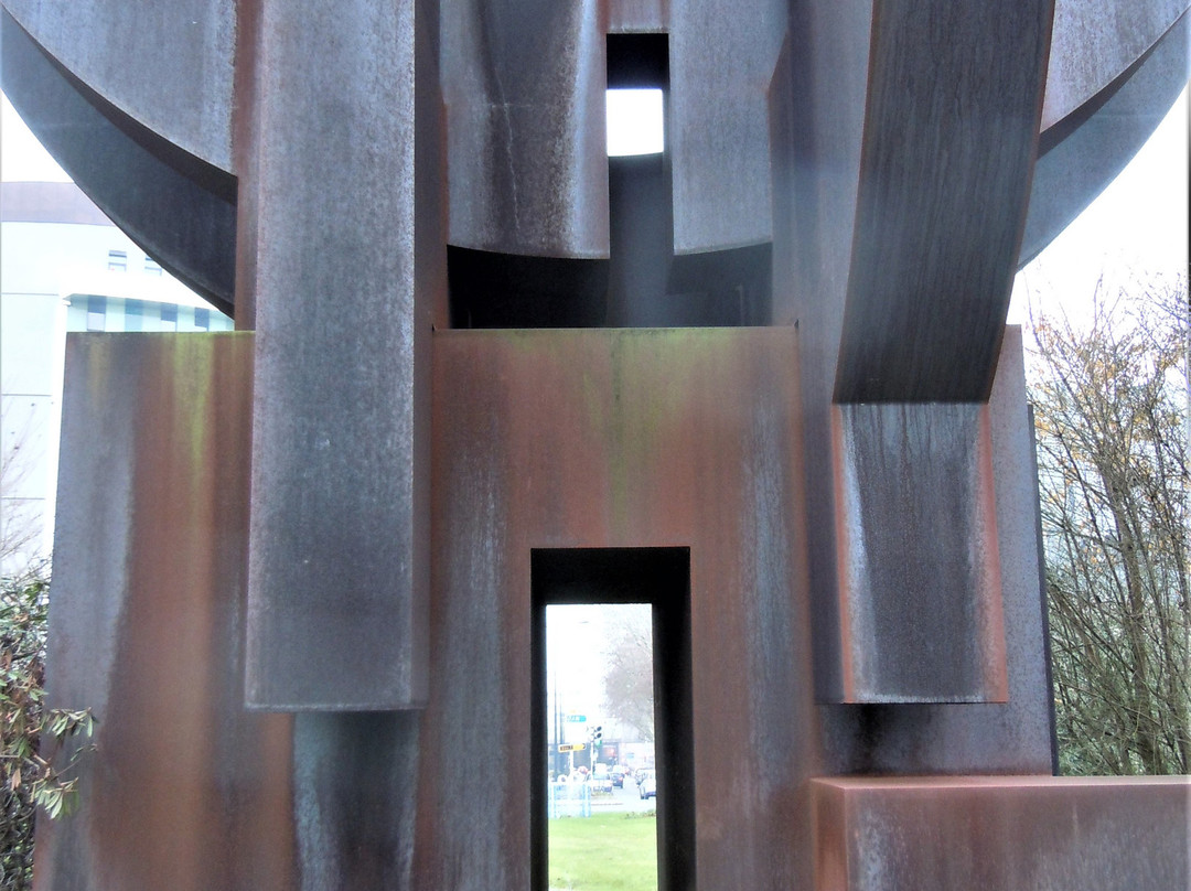 Sculpture Liberte景点图片