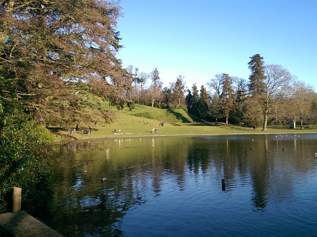 Claremont Gardens (Surbiton town centre)景点图片