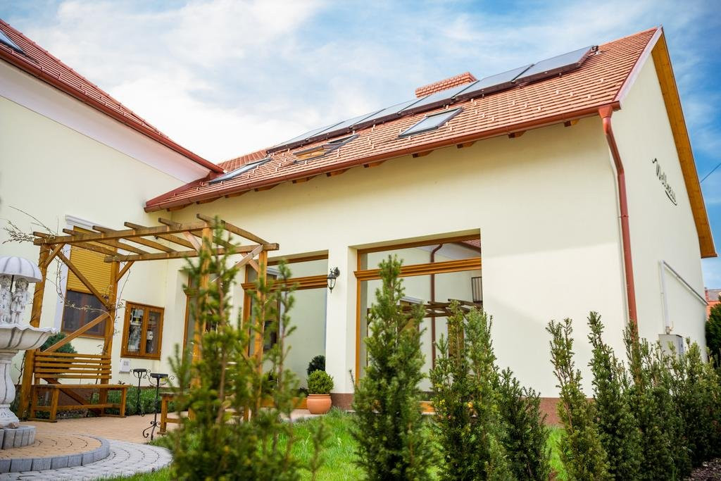 Hotel Corvinus主图