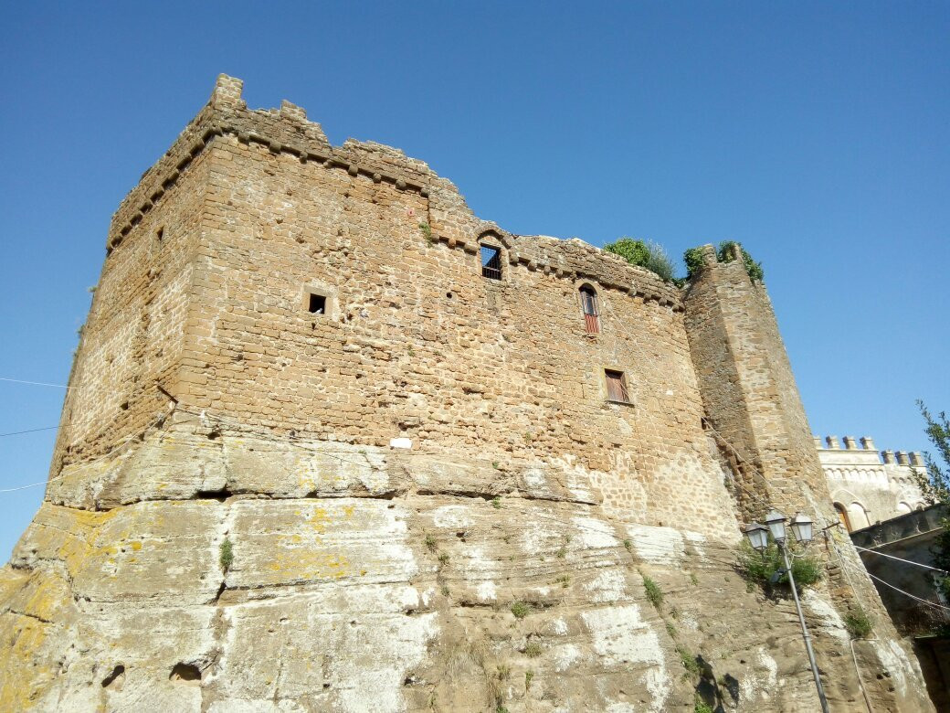 Castello Colonna景点图片