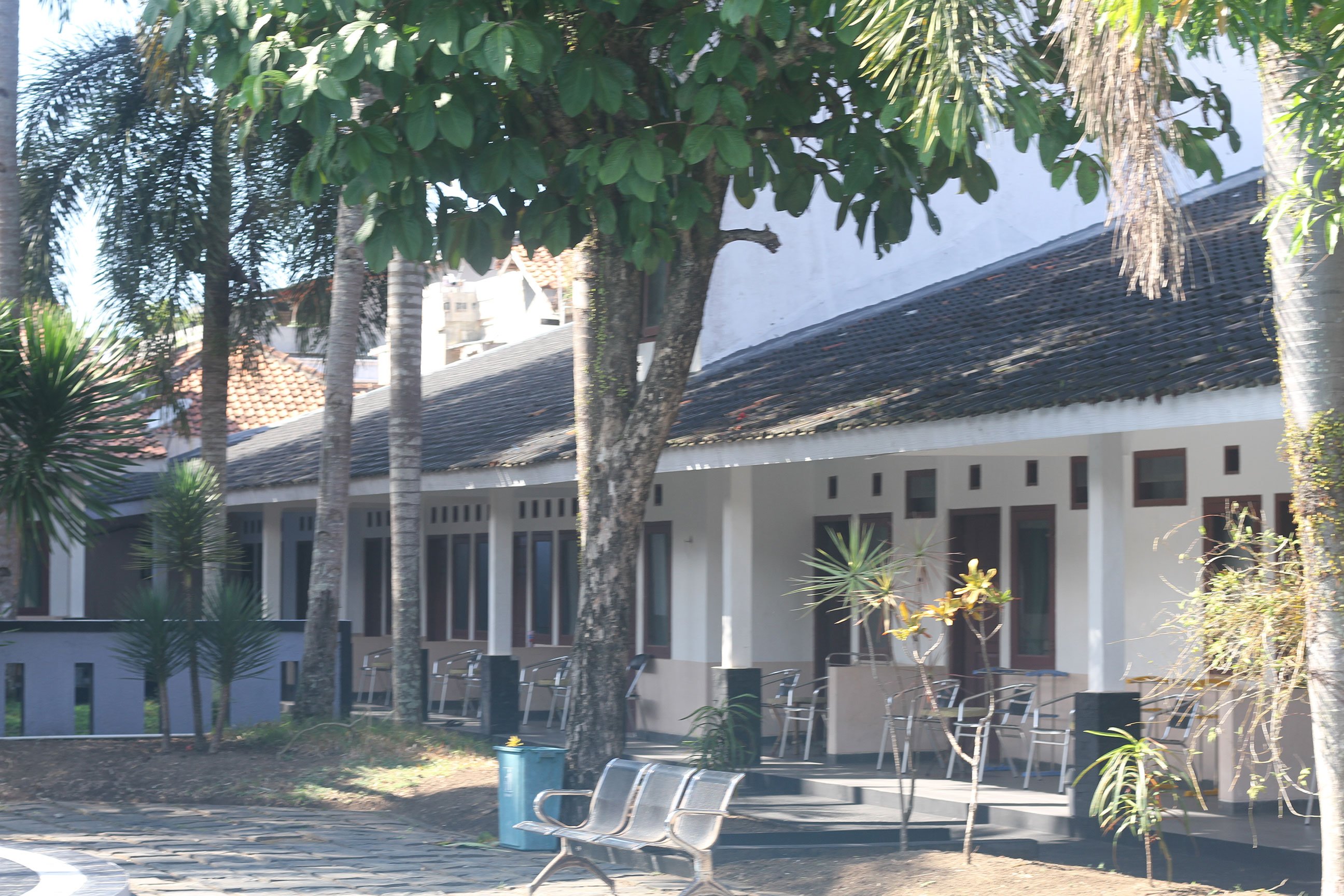 RedDoorz Plus @ Hotel Sofia Pangandaran-浴室