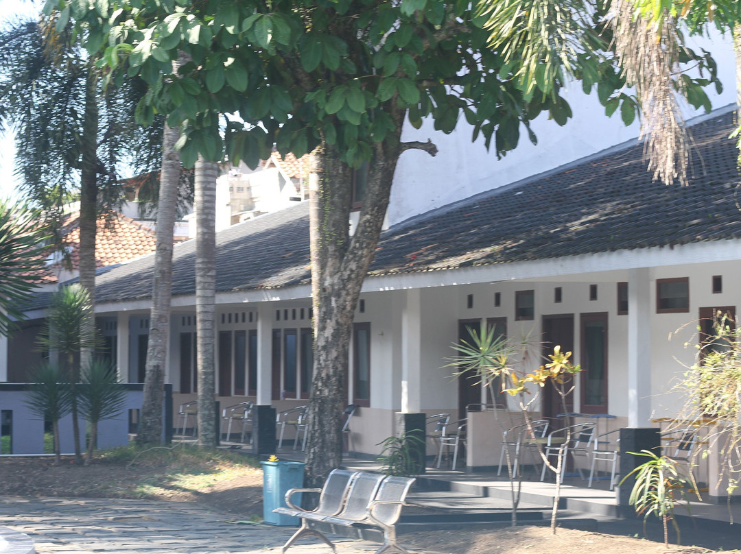 RedDoorz Plus @ Hotel Sofia Pangandaran主图