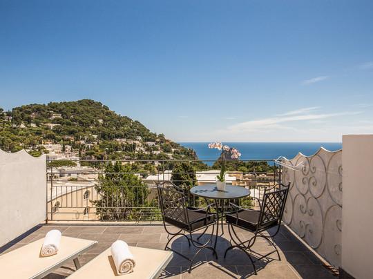 克里斯蒂娜里吉纳酒店