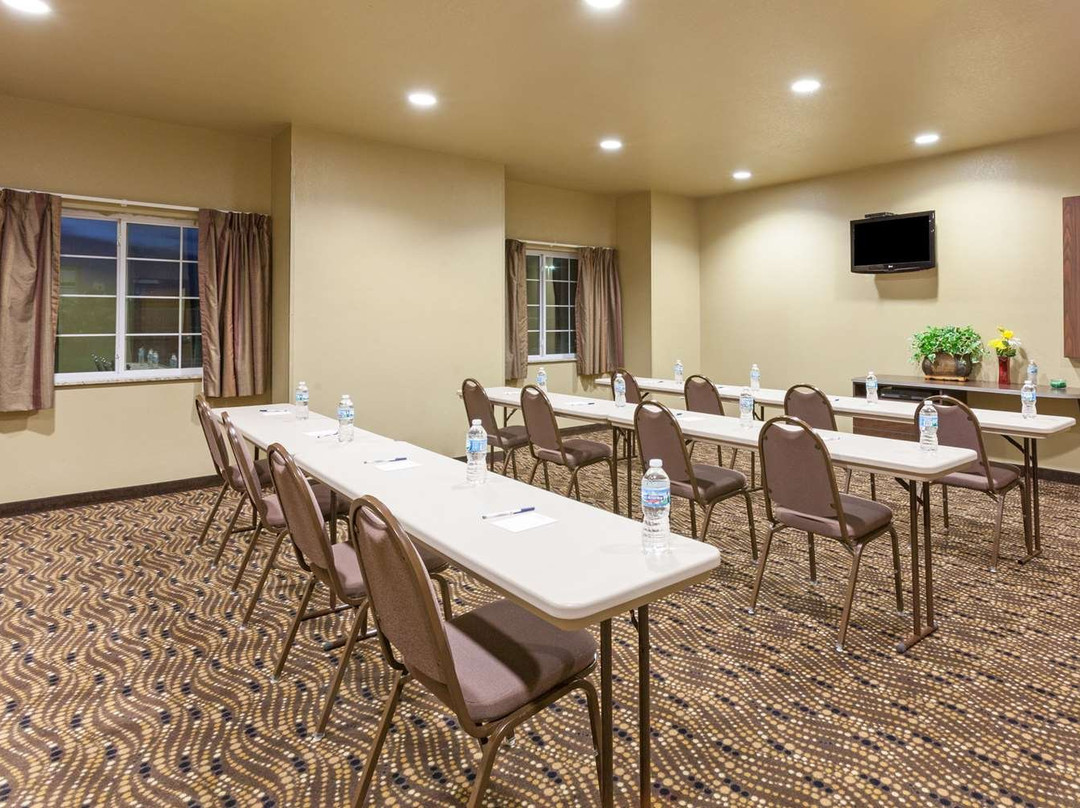 Microtel Inn & Suites by Wyndham Searcy主图