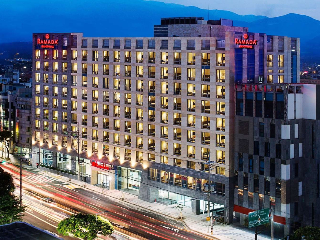 Ramada Jeju City Hall主图