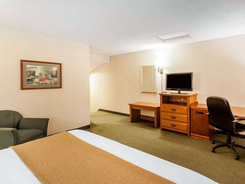 弗农山品质酒店主图