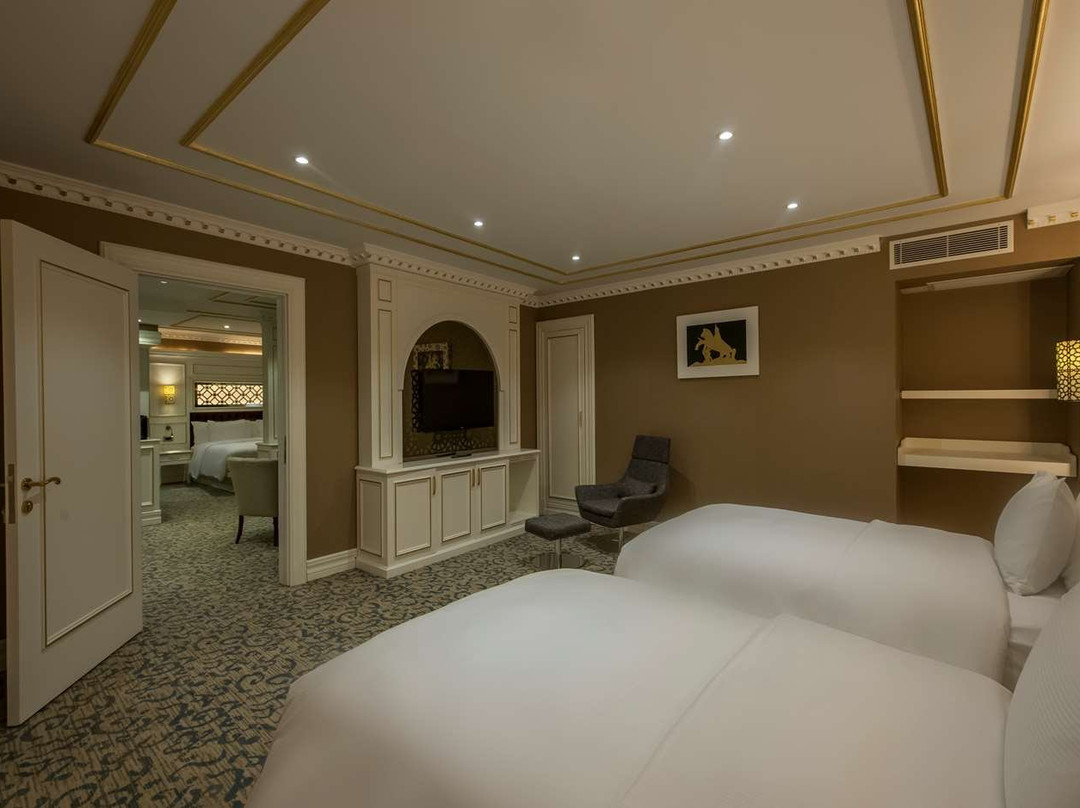 DoubleTree by Hilton主图