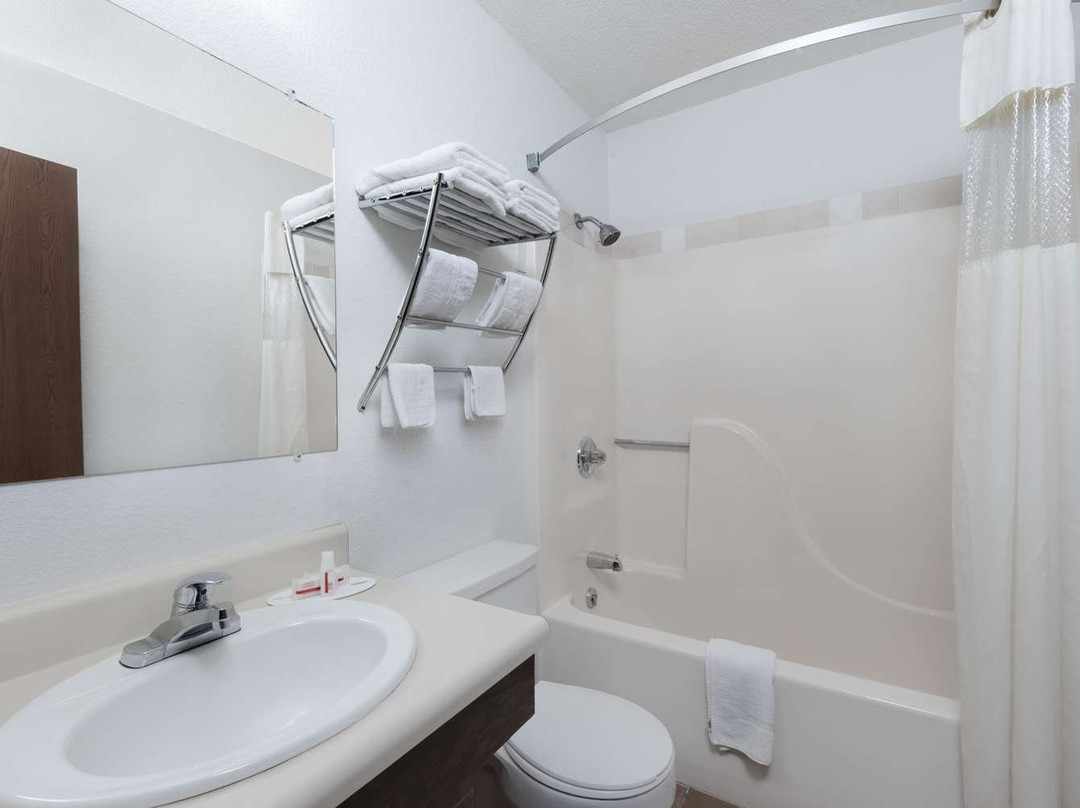 温纳速 8 酒店主图