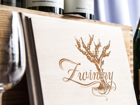 Zelovce旅游攻略图片