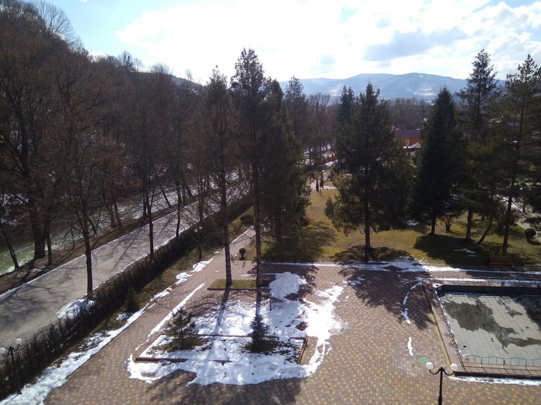 Karpaty酒店住宿-Resort Kryshtaleve Dzherelo