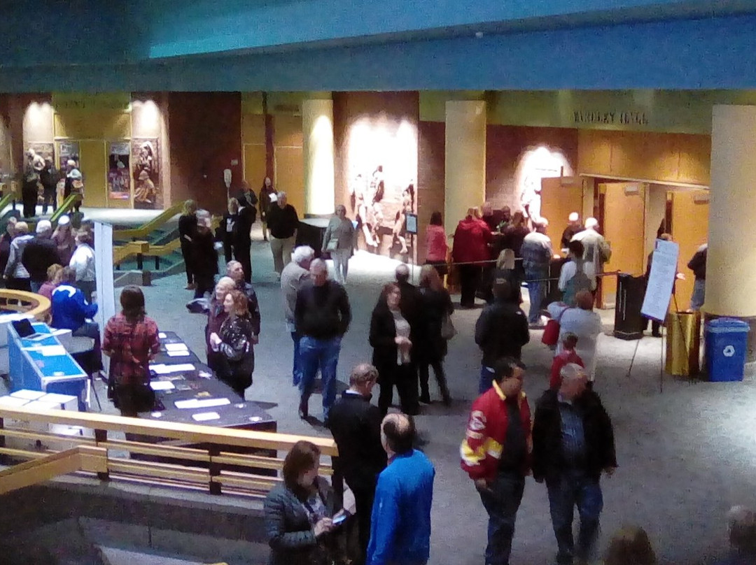 Carlsen Center-欧弗兰帕克必去景点