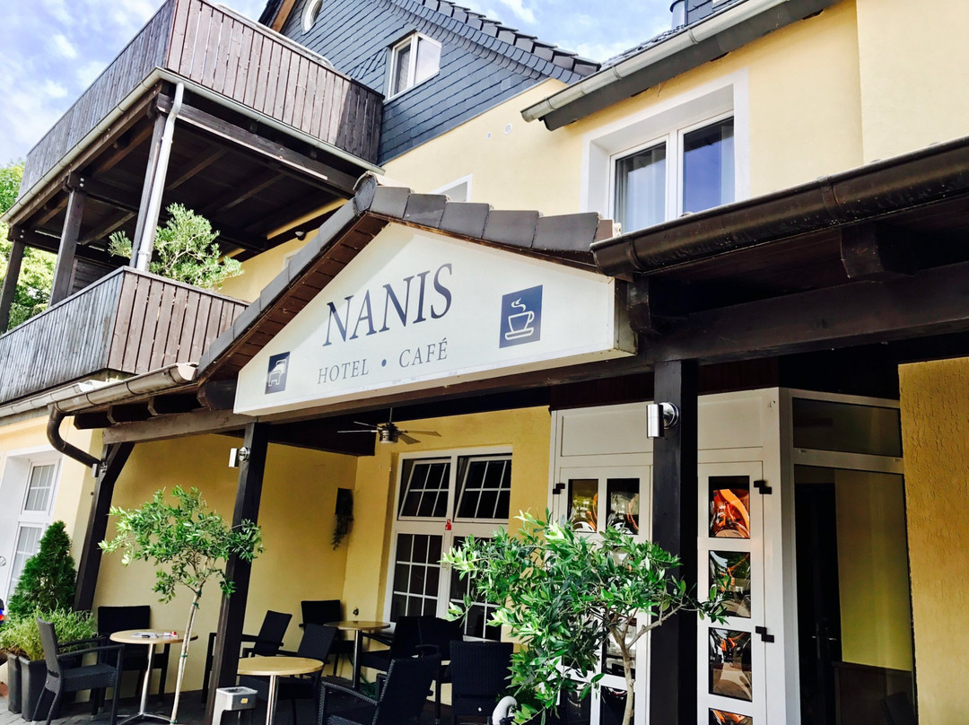 纳尼斯酒店