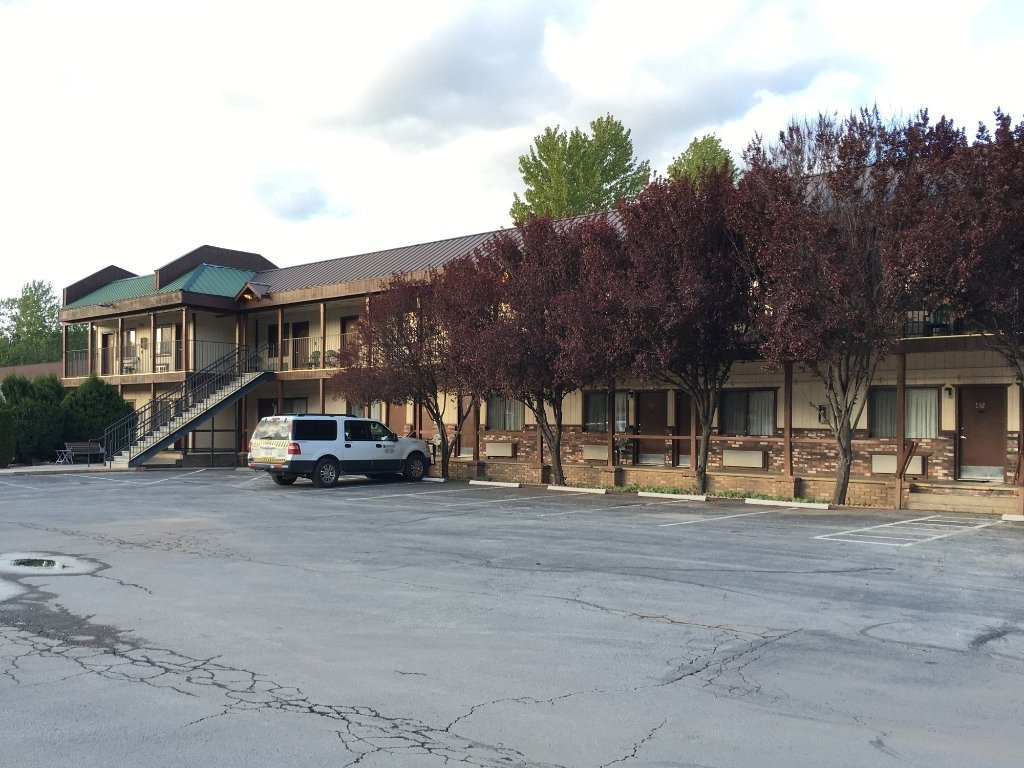 Gold Pan Lodge主图