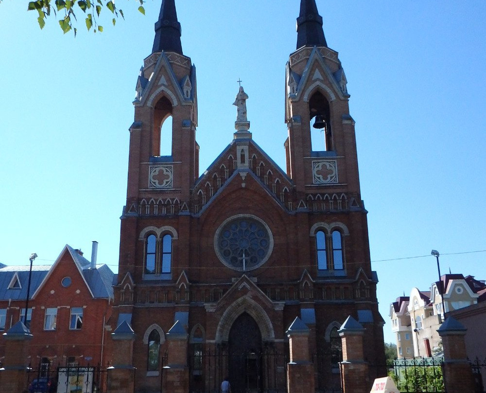 Roman Catholic Church of the Exaltation of the Holy Cross-坦波夫必去景点