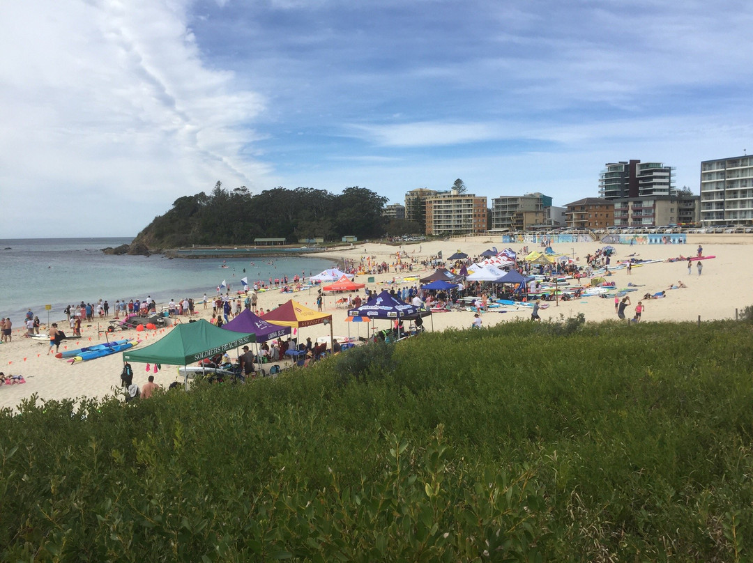 Forster Main Beach景点图片