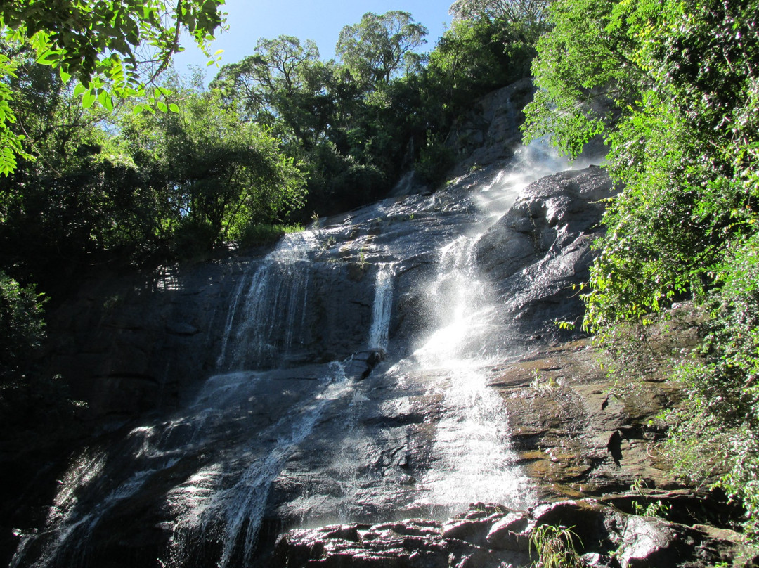 Bueno Brandao旅游景点-Cachoeira do Machado II
