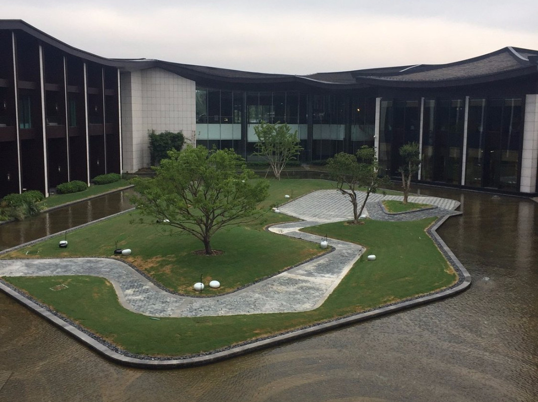 开封建业铂尔曼酒店主图