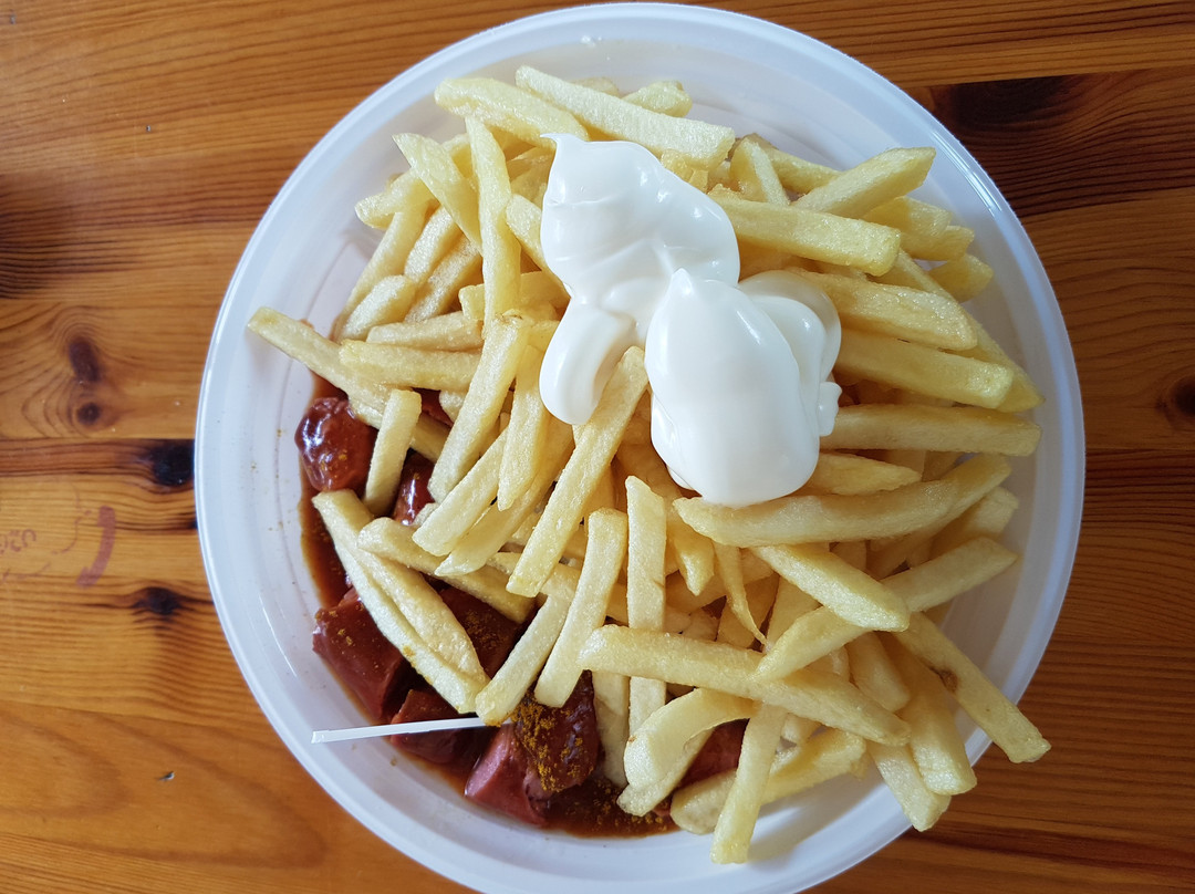 Linz am Rhein餐馆和美食-Pommes Bude Hundrieser