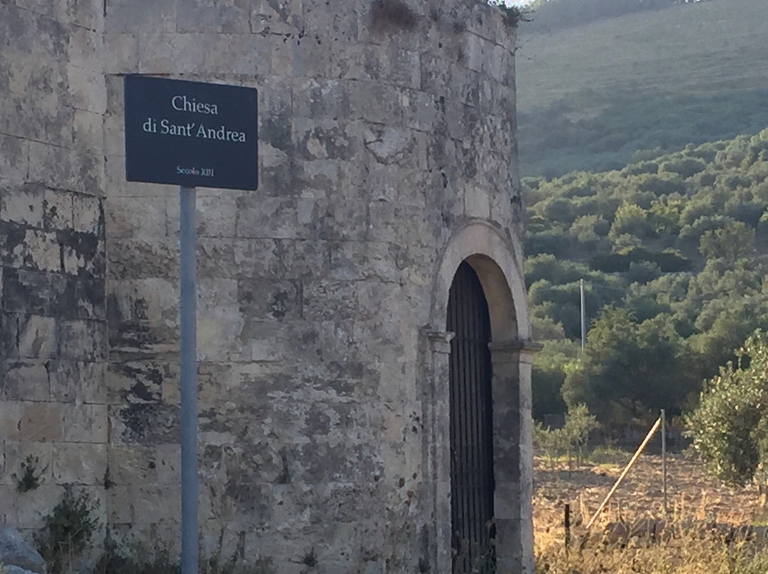 Ruderi della Chiesa di Sant'Andrea景点图片