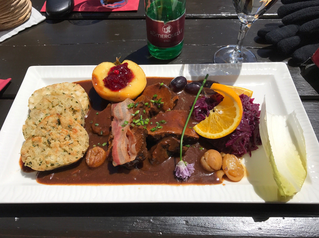 Fiss餐馆和美食-Frommes Alp