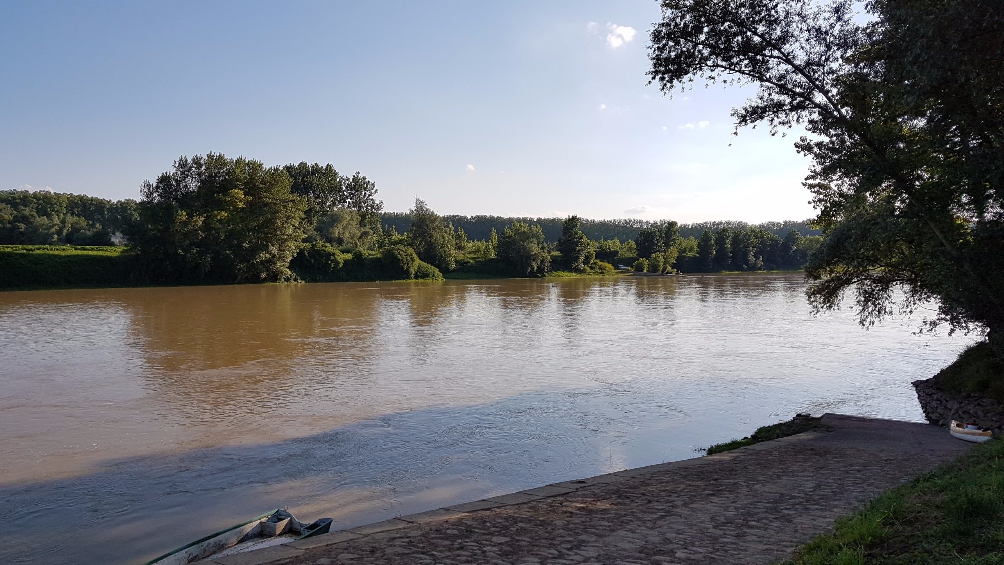 Le Relais De Garonne-泳池