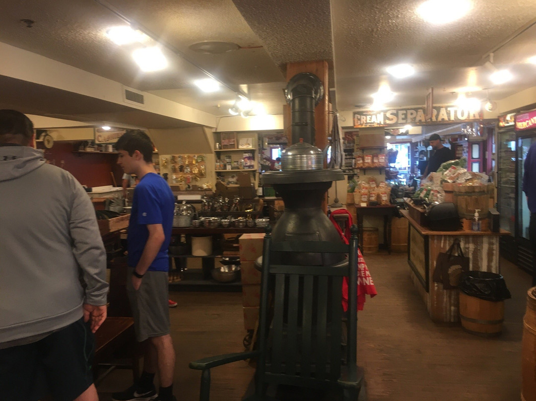 Stowe Mercantile-斯托必去景点