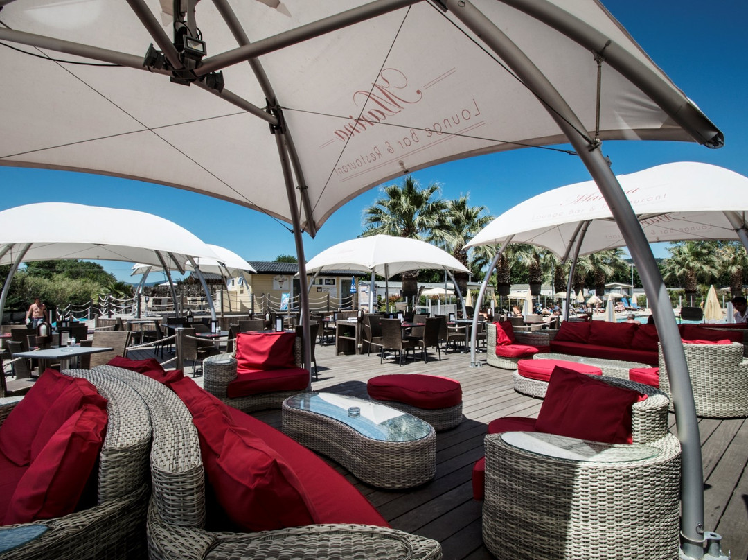 Marina Lounge Bar & Restaurant