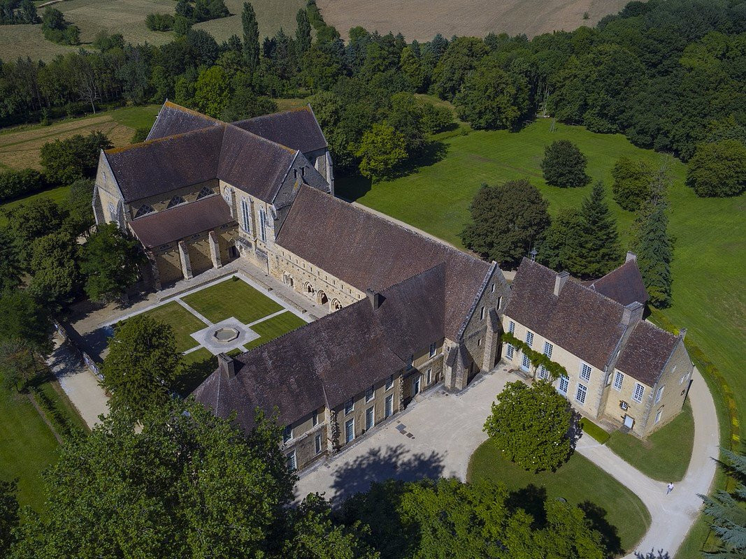Abbaye Royale de L'Epau景点图片