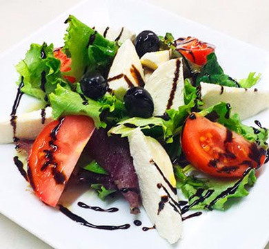 Sant Llorenc d'Hortons餐馆和美食-El Celler